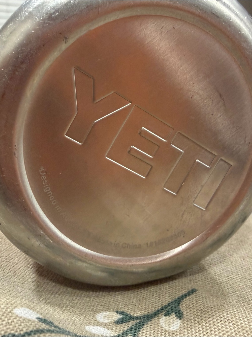 Pink yeti - Picture 3 of 10